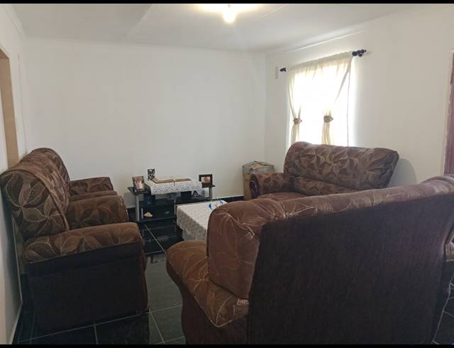 4 BEDROOM FREESTANDING FOR SALE IN NORTHDALE